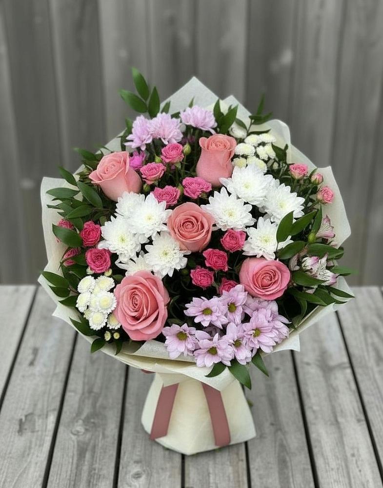 Букет цветов из: Альстромерии, Гвоздики, Розы и Хризантемы в Чебаркуле
