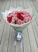 Букет цветов из:  Альстромерии в Чебаркуле