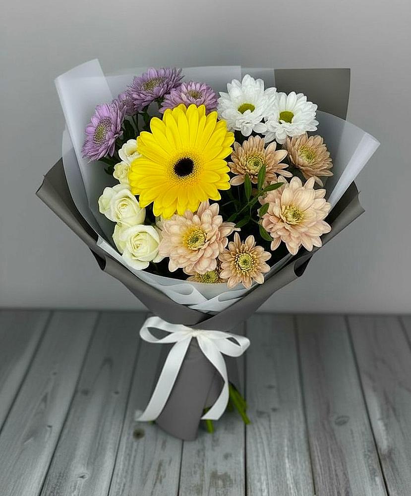 Букет цветов из: Розы, Герберы и Хризантемы в Чебаркуле