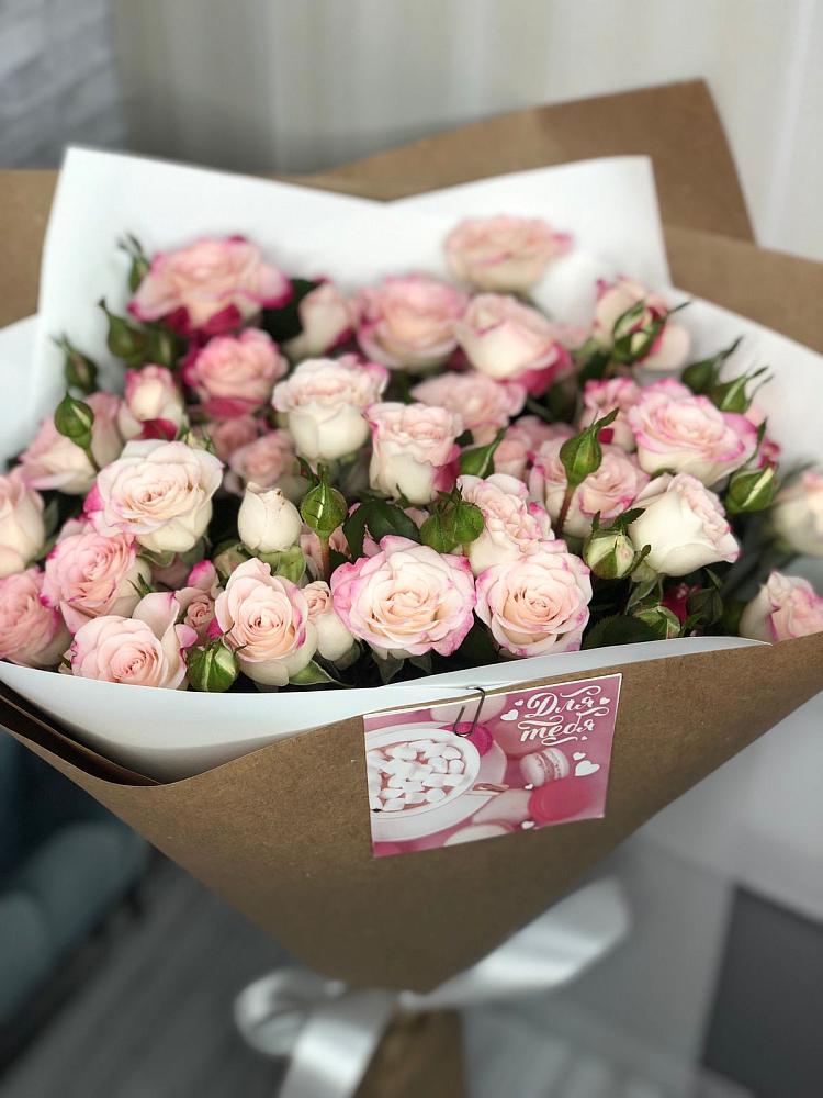 Букет цветов из: Розы в Чебаркуле