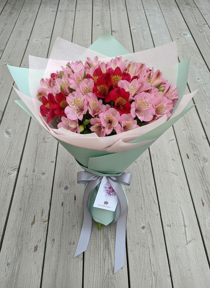 Букет цветов из: Альстромерии в Чебаркуле