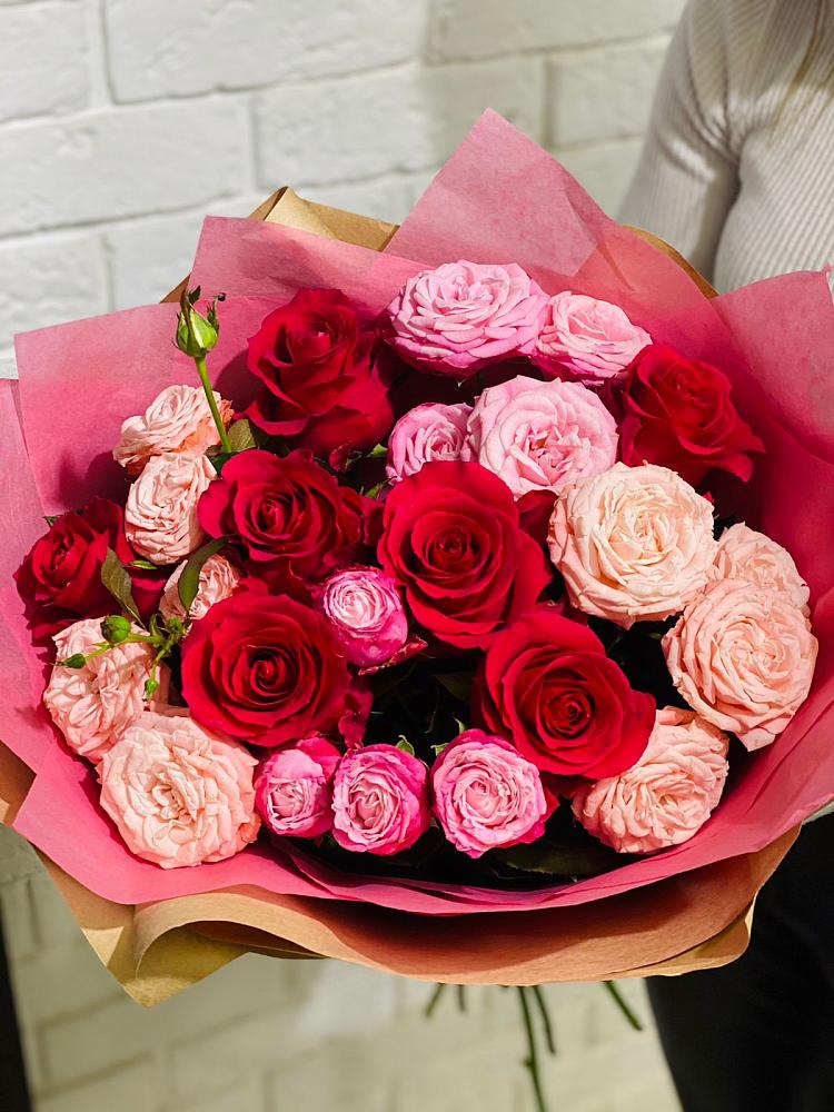 Букет цветов из: Розы в Чебаркуле