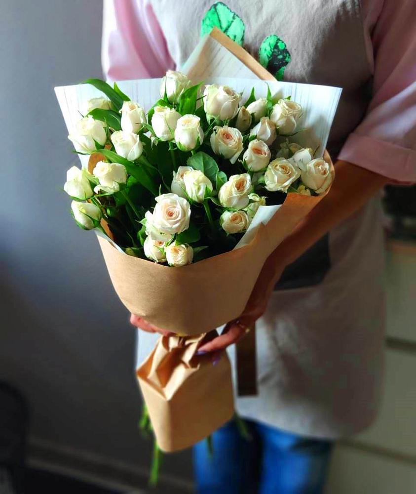 Букет цветов из: Розы в Чебаркуле