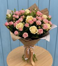 Букет цветов из:  Розы в Чебаркуле