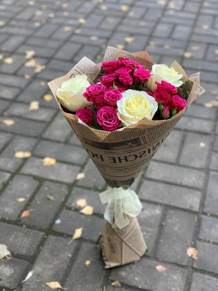 Букет цветов из: Розы в Чебаркуле