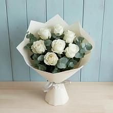 Букет Белые розы в Эвкалипте в Чебаркуле
